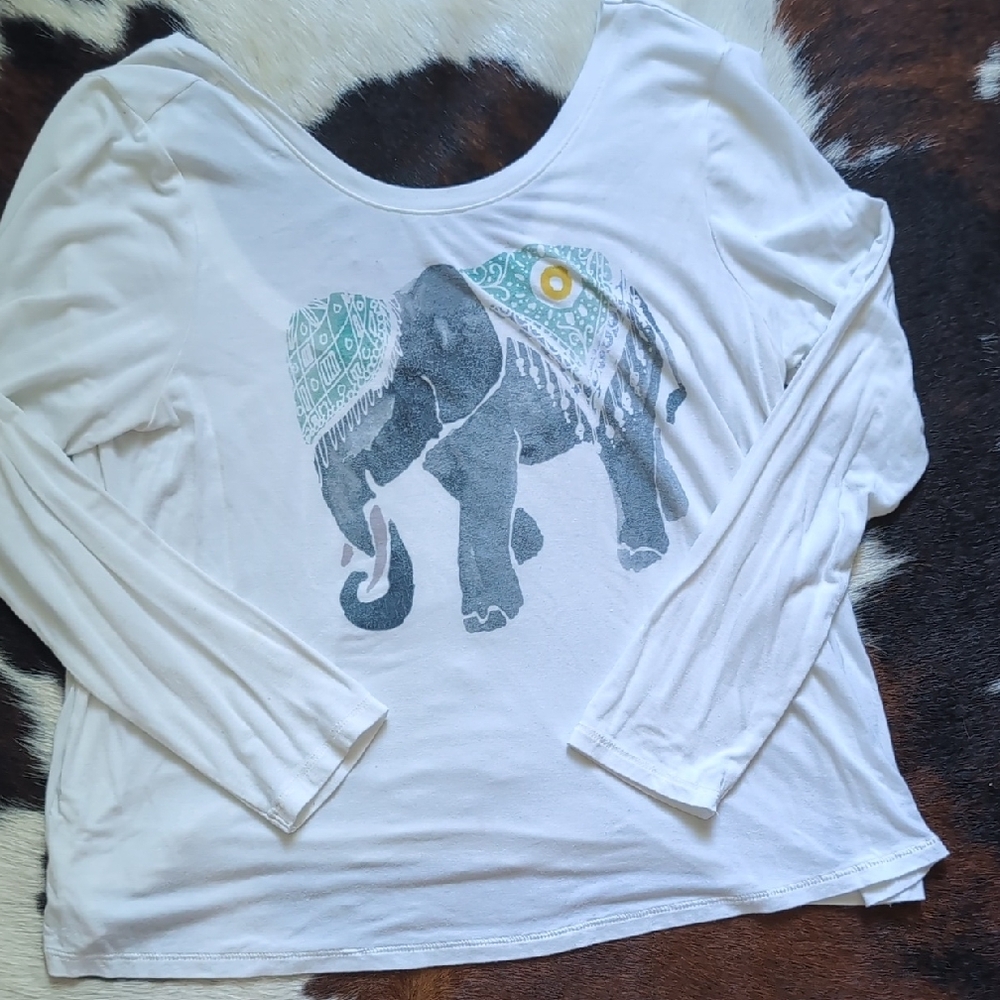Aerie White Elephant Top